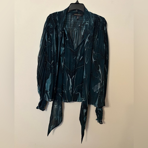 Banana Republic Pleated Tie-Neck Top Size XSP - Picture 5 of 11